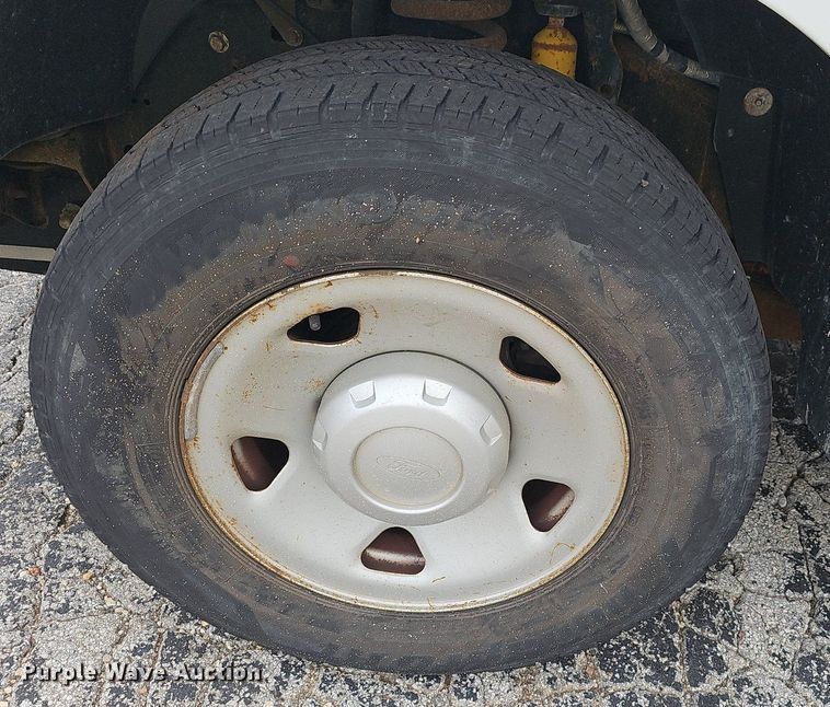 image for item OG9390 2009 Ford F250  Crew Cab utility bed pickup truck