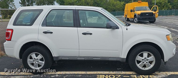 image for item OG9392 2010  Ford Escape  SUV