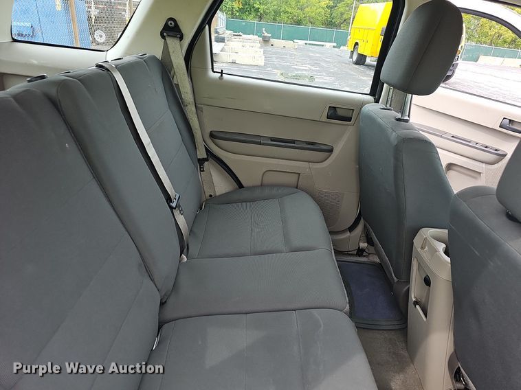 image for item OG9392 2010  Ford Escape  SUV