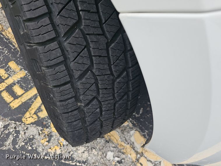 image for item OG9392 2010  Ford Escape  SUV