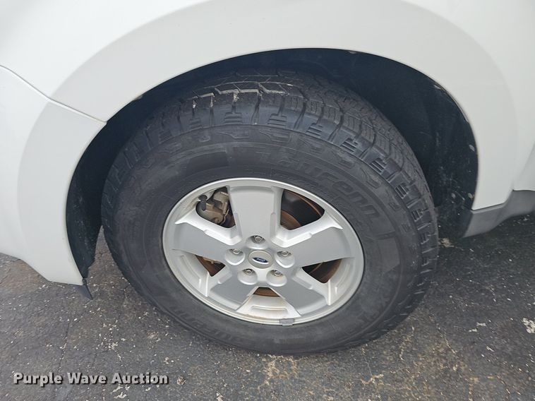 image for item OG9392 2010  Ford Escape  SUV