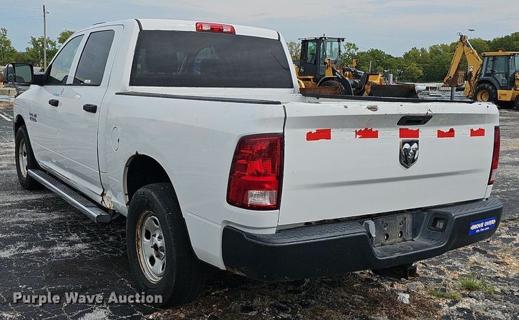 image for item OG9393 2013 Dodge Ram 1500  Crew Cab pickup truck