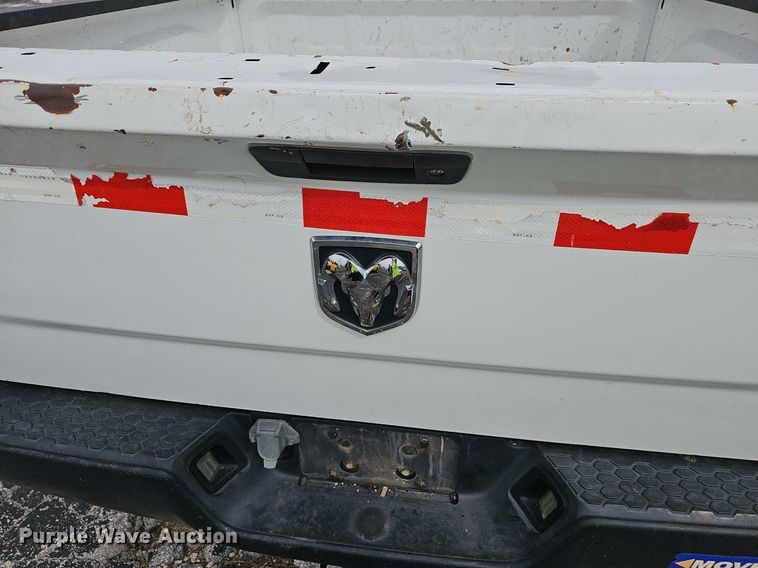 image for item OG9393 2013 Dodge Ram 1500  Crew Cab pickup truck