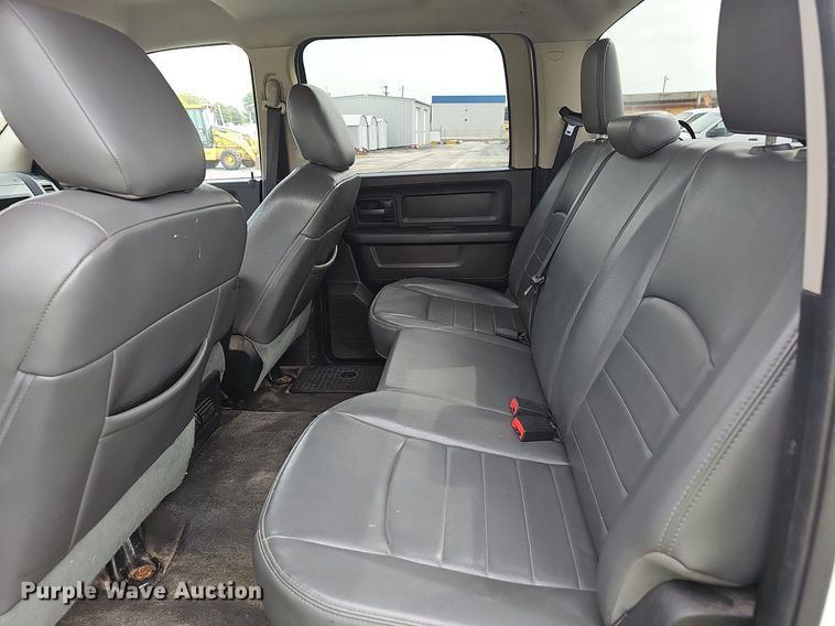 image for item OG9393 2013 Dodge Ram 1500  Crew Cab pickup truck