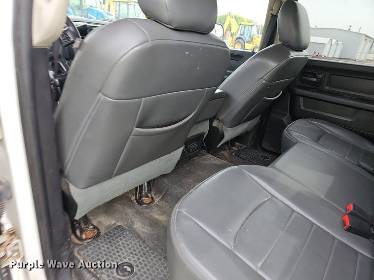 image for item OG9393 2013 Dodge Ram 1500  Crew Cab pickup truck