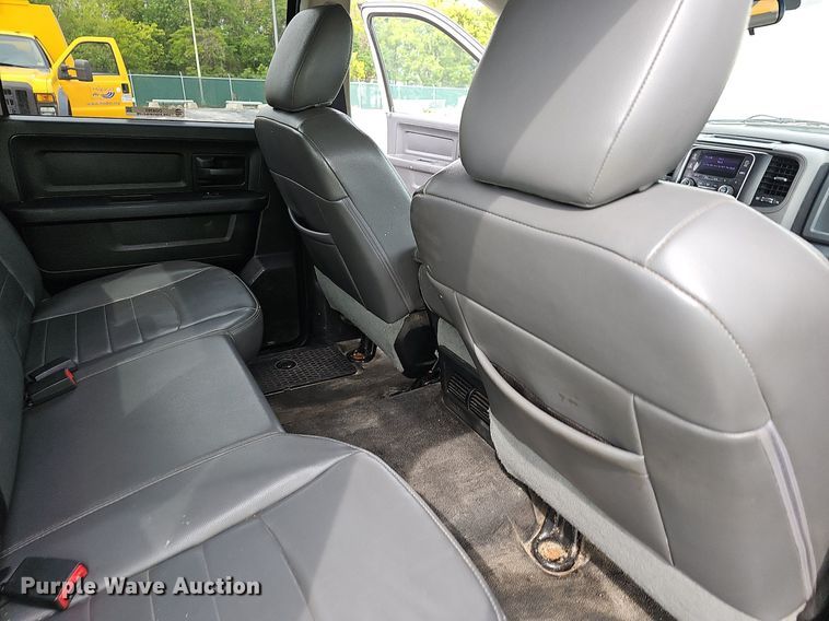 image for item OG9393 2013 Dodge Ram 1500  Crew Cab pickup truck