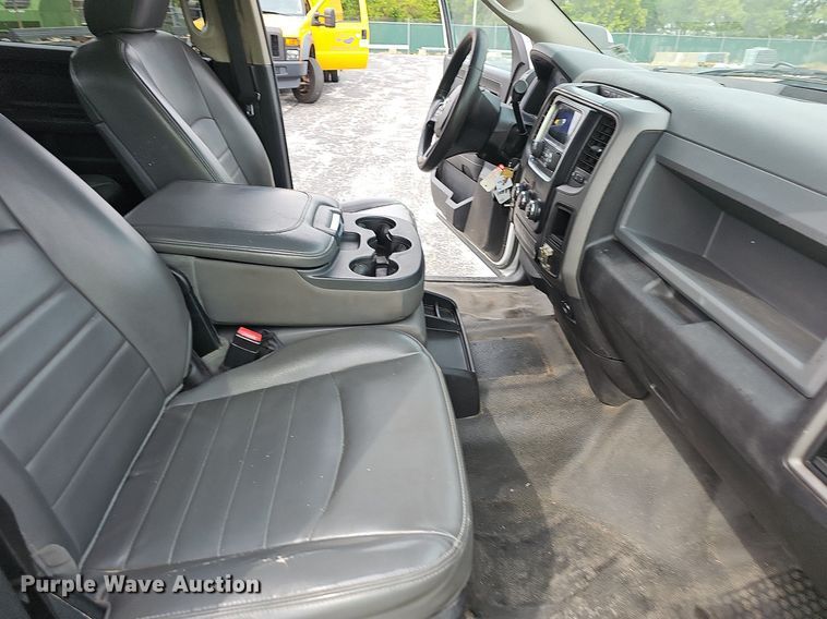 image for item OG9393 2013 Dodge Ram 1500  Crew Cab pickup truck