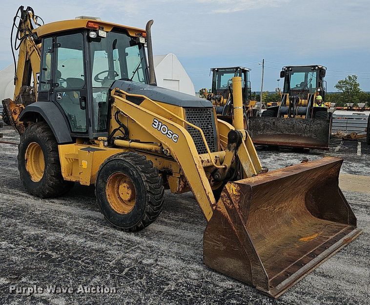 image for item OG9395 2005 John Deere 310SG  backhoe