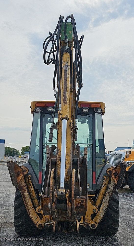 image for item OG9395 2005 John Deere 310SG  backhoe