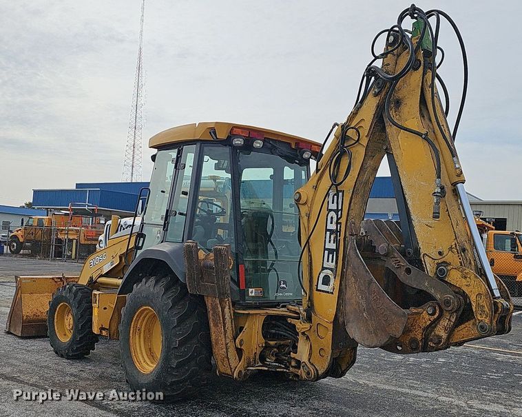 image for item OG9395 2005 John Deere 310SG  backhoe