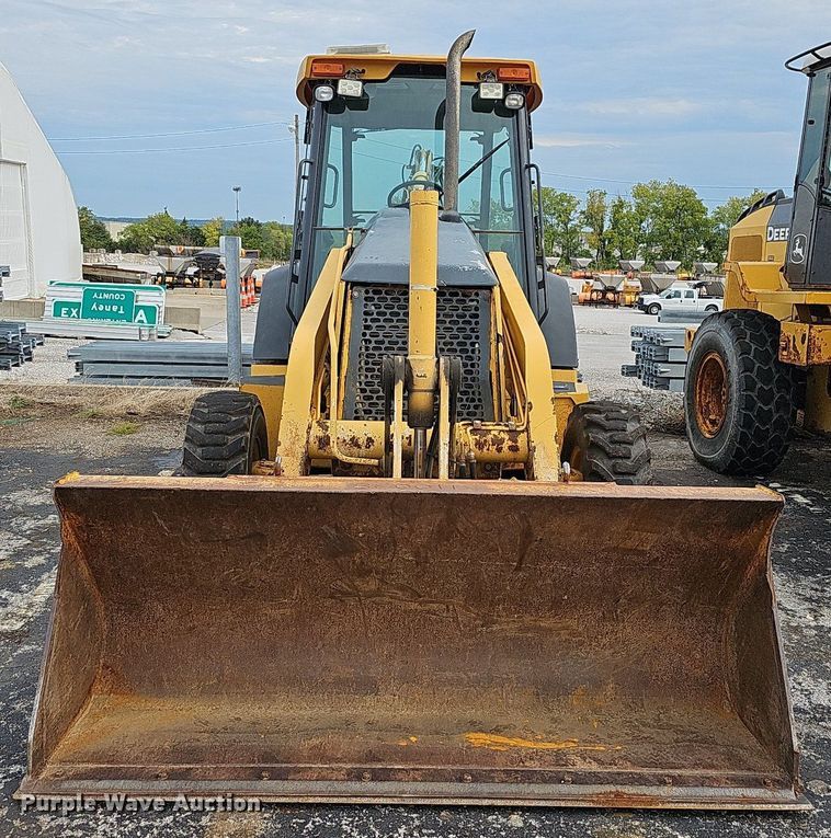 image for item OG9395 2005 John Deere 310SG  backhoe