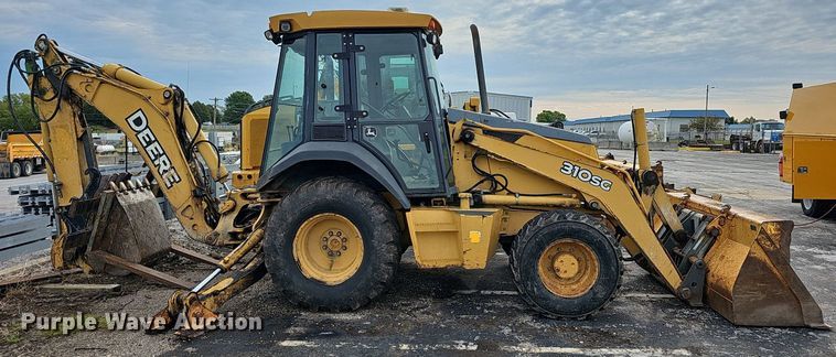image for item OG9395 2005 John Deere 310SG  backhoe