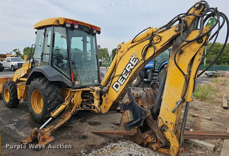 image for item OG9395 2005 John Deere 310SG  backhoe