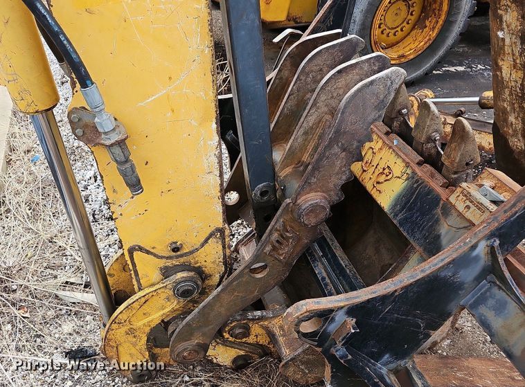 image for item OG9395 2005 John Deere 310SG  backhoe