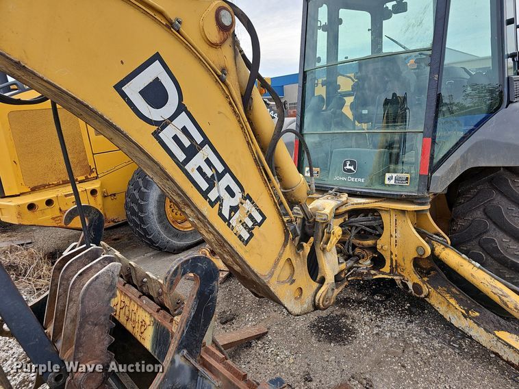 image for item OG9395 2005 John Deere 310SG  backhoe