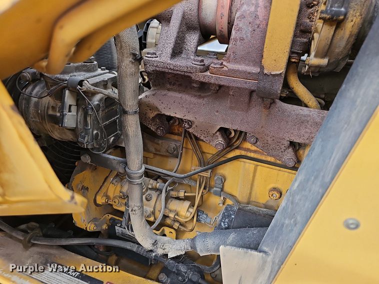 image for item OG9395 2005 John Deere 310SG  backhoe