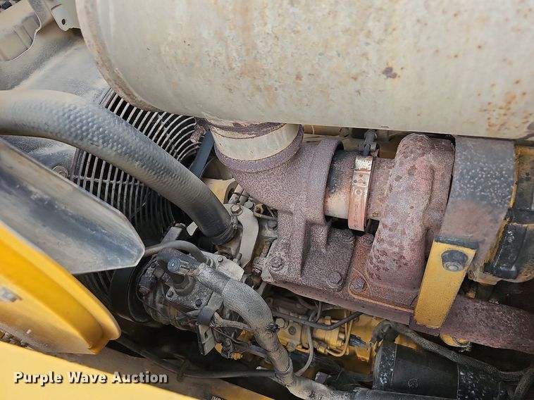 image for item OG9395 2005 John Deere 310SG  backhoe