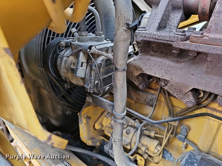 image for item OG9395 2005 John Deere 310SG  backhoe