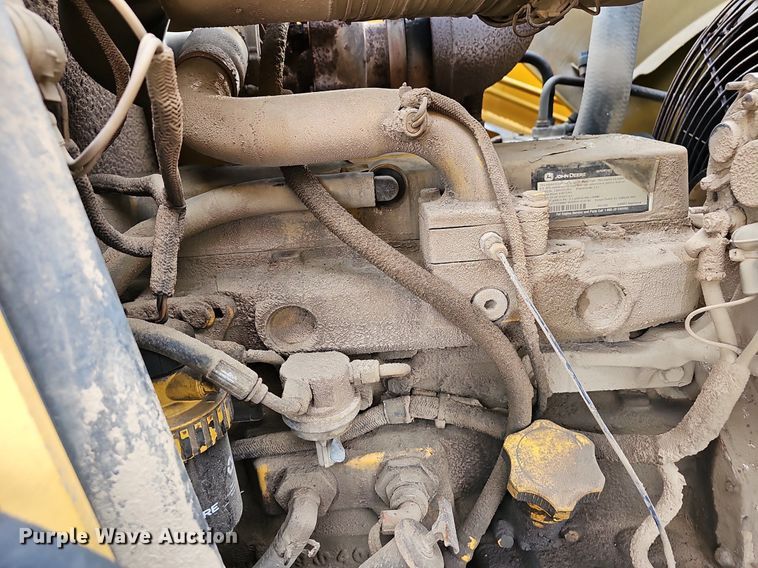 image for item OG9395 2005 John Deere 310SG  backhoe