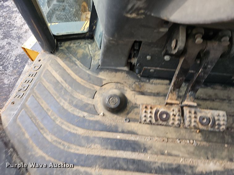 image for item OG9395 2005 John Deere 310SG  backhoe