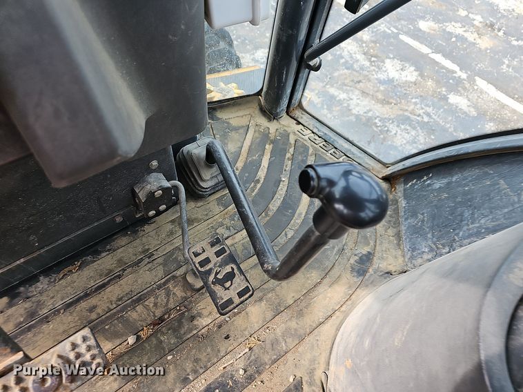 image for item OG9395 2005 John Deere 310SG  backhoe