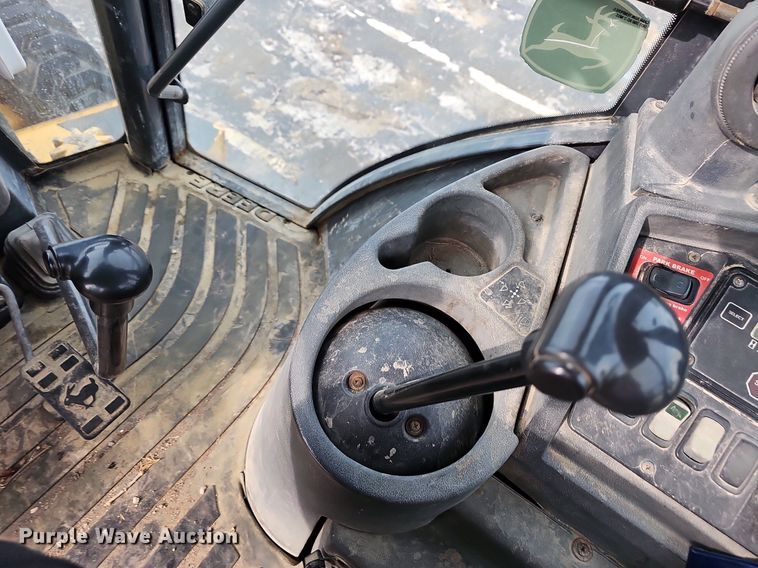 image for item OG9395 2005 John Deere 310SG  backhoe