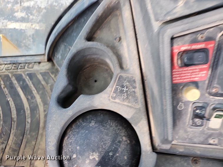 image for item OG9395 2005 John Deere 310SG  backhoe