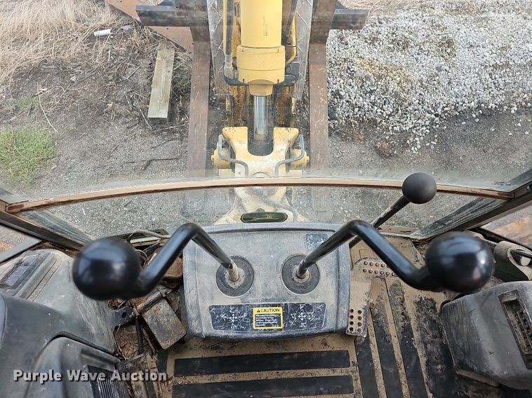 image for item OG9395 2005 John Deere 310SG  backhoe