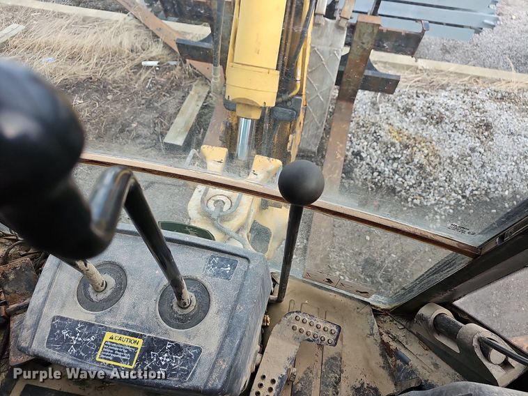 image for item OG9395 2005 John Deere 310SG  backhoe