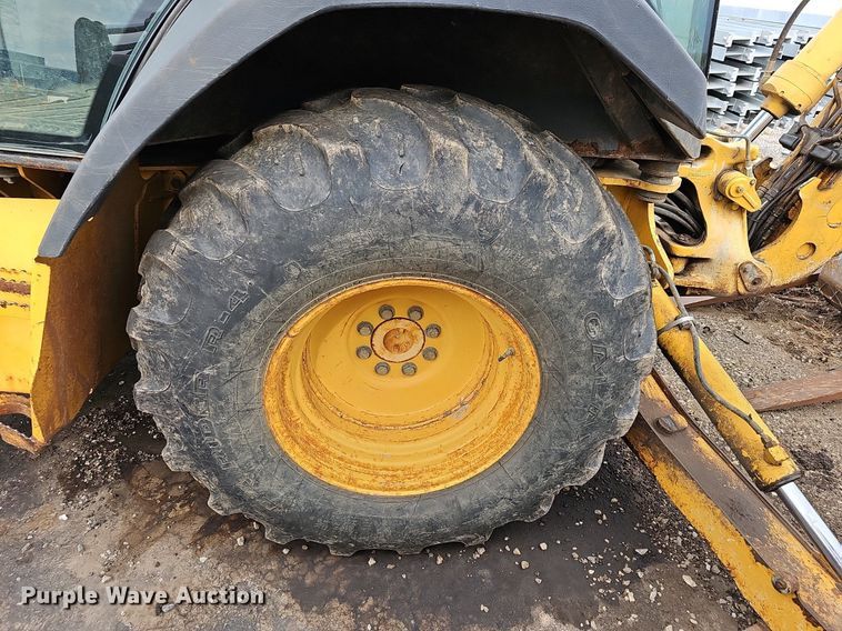 image for item OG9395 2005 John Deere 310SG  backhoe