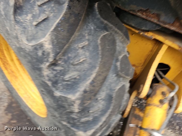 image for item OG9395 2005 John Deere 310SG  backhoe