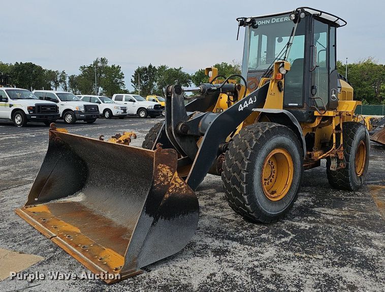 image for item OG9396 2006 John Deere 444J  wheel loader