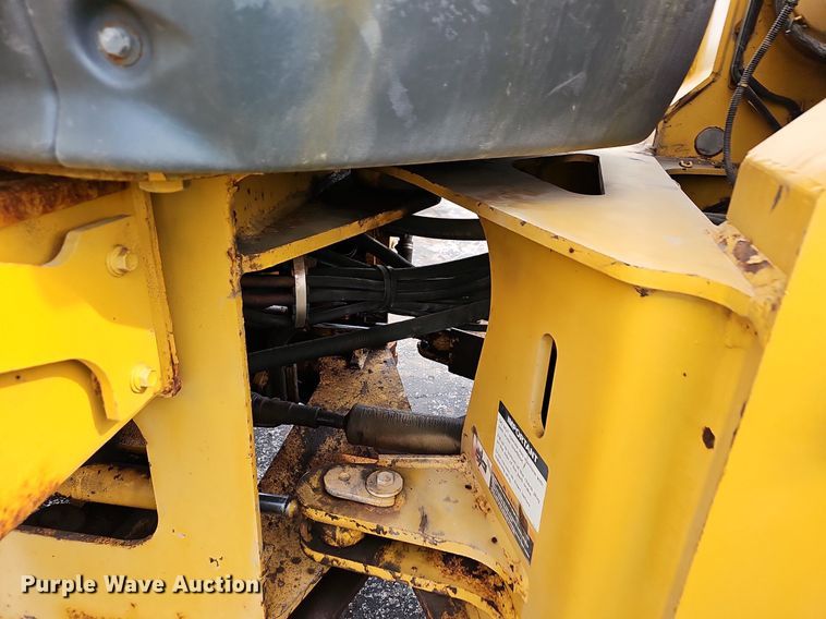 image for item OG9396 2006 John Deere 444J  wheel loader