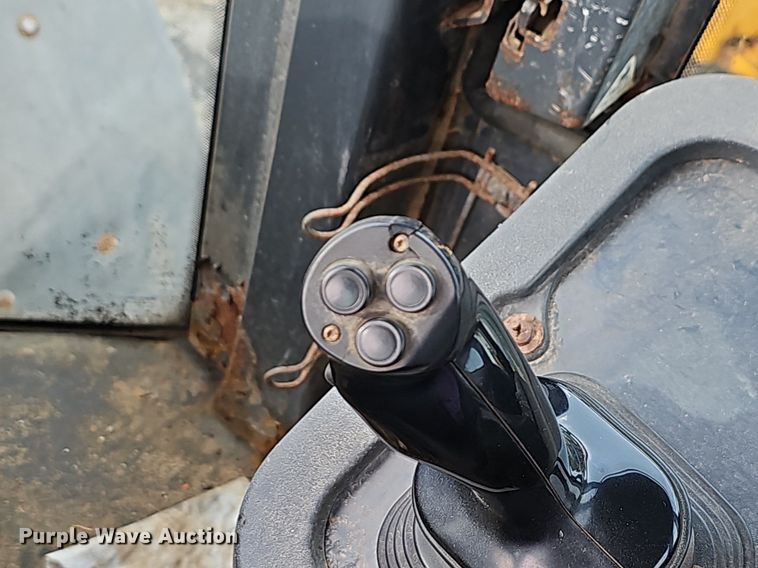 image for item OG9396 2006 John Deere 444J  wheel loader