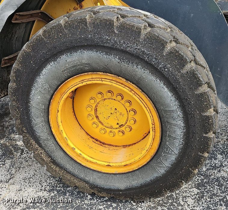 image for item OG9396 2006 John Deere 444J  wheel loader
