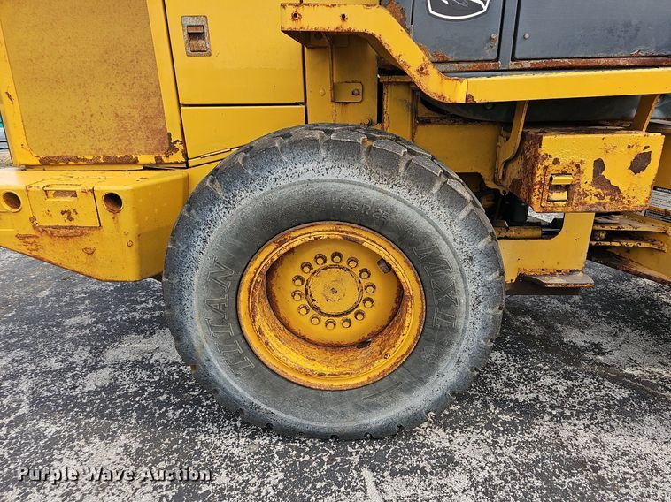 image for item OG9396 2006 John Deere 444J  wheel loader