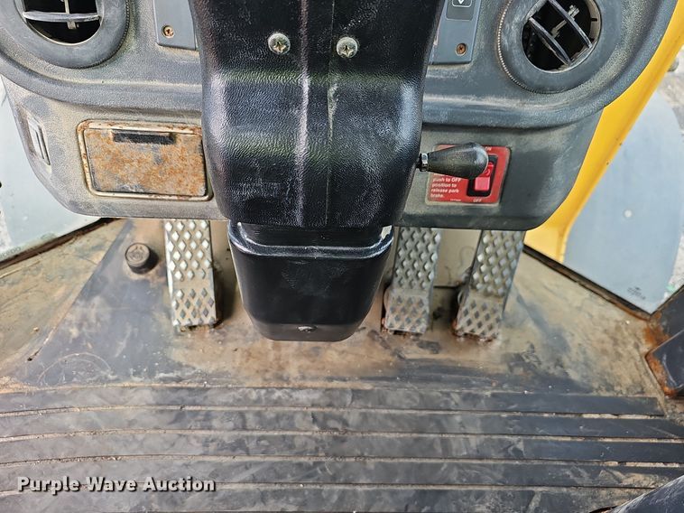 image for item OG9397 2007 John Deere 444J  high lift wheel loader