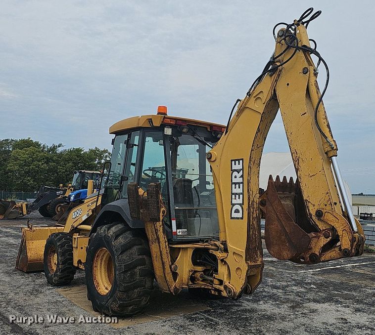 image for item OG9398 2003 John Deere 410G  backhoe