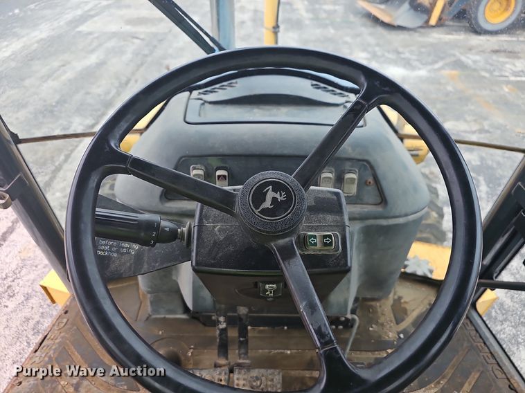 image for item OG9398 2003 John Deere 410G  backhoe