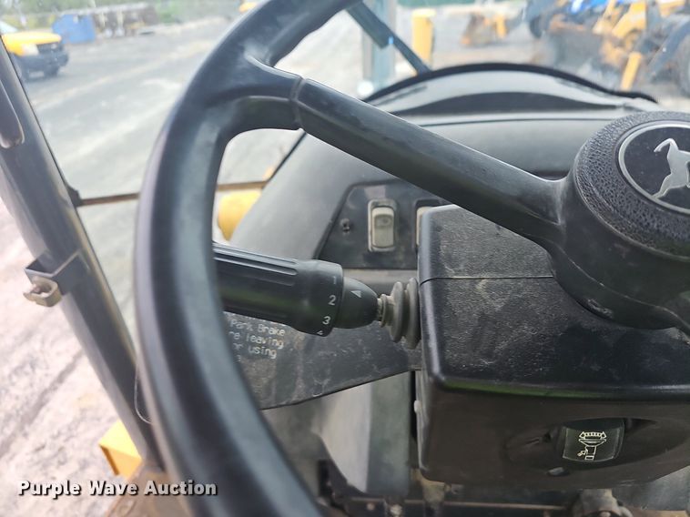 image for item OG9398 2003 John Deere 410G  backhoe