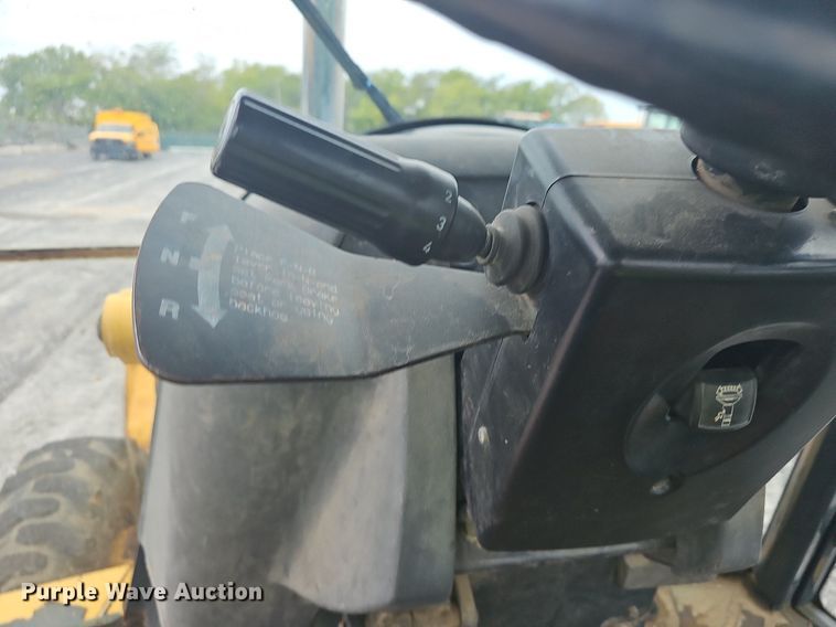 image for item OG9398 2003 John Deere 410G  backhoe