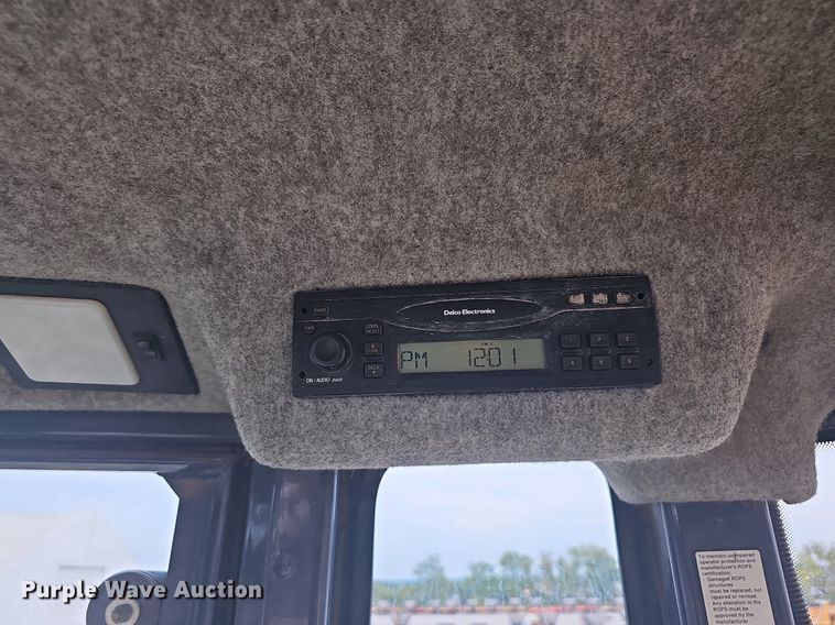 image for item OG9398 2003 John Deere 410G  backhoe