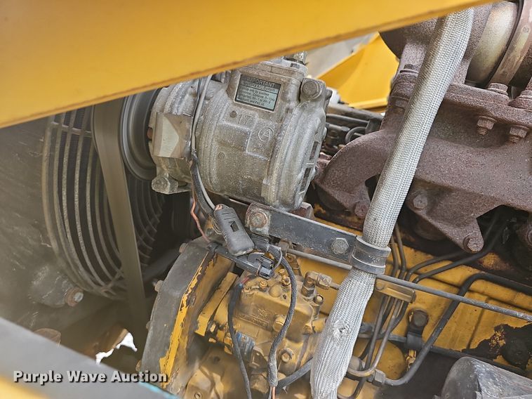 image for item OG9398 2003 John Deere 410G  backhoe