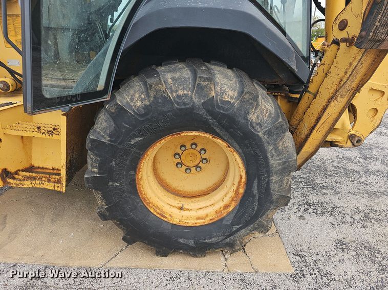 image for item OG9398 2003 John Deere 410G  backhoe