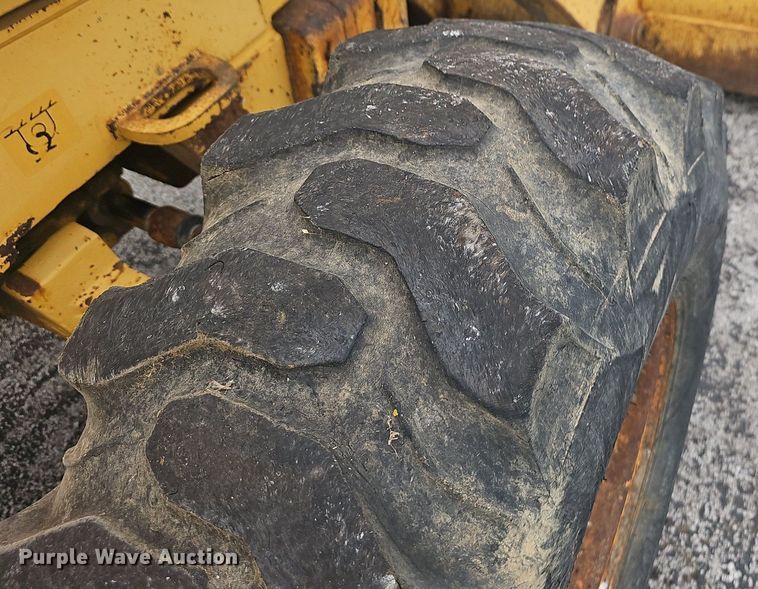 image for item OG9398 2003 John Deere 410G  backhoe