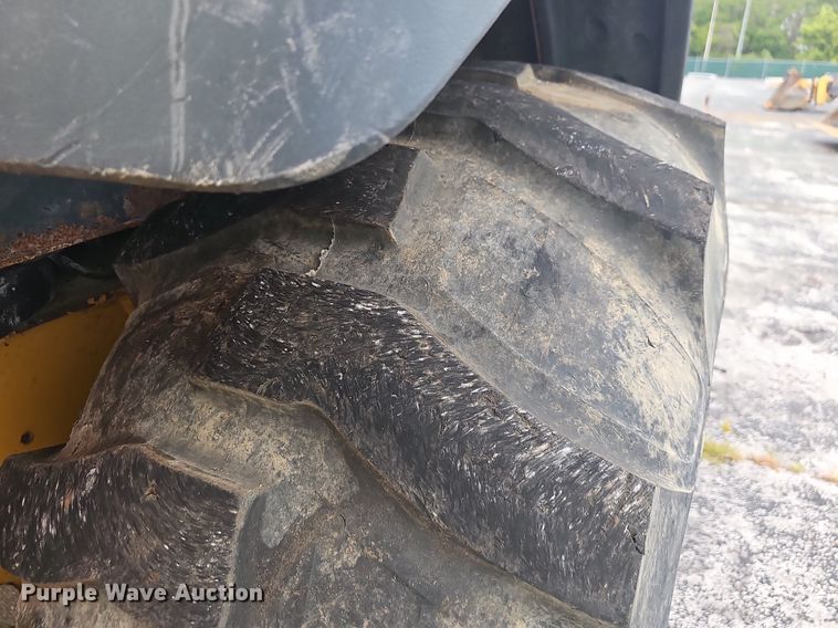 image for item OG9398 2003 John Deere 410G  backhoe