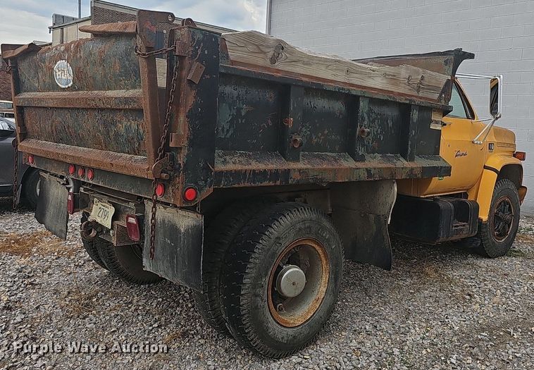 image for item OG9417 1981 Chevrolet C70  dump truck