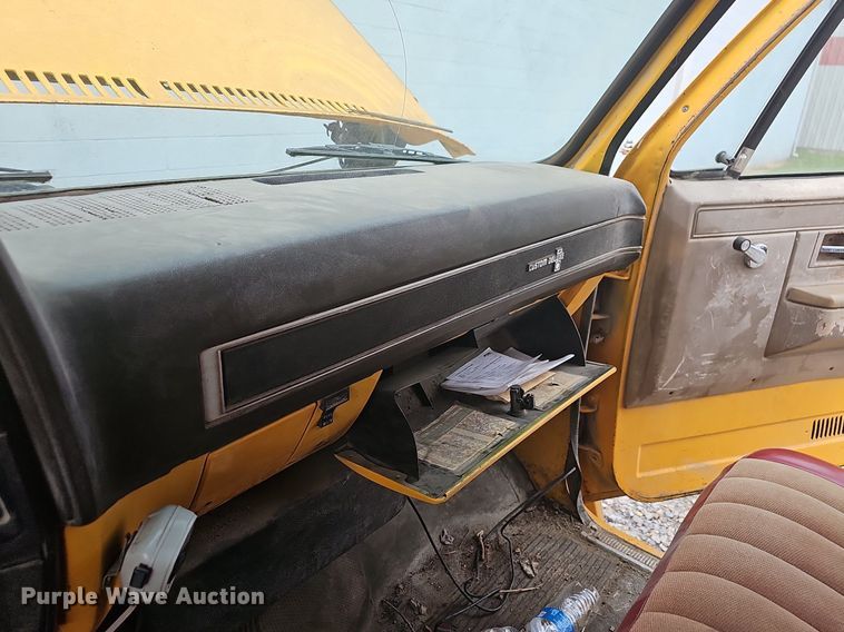 image for item OG9417 1981 Chevrolet C70  dump truck