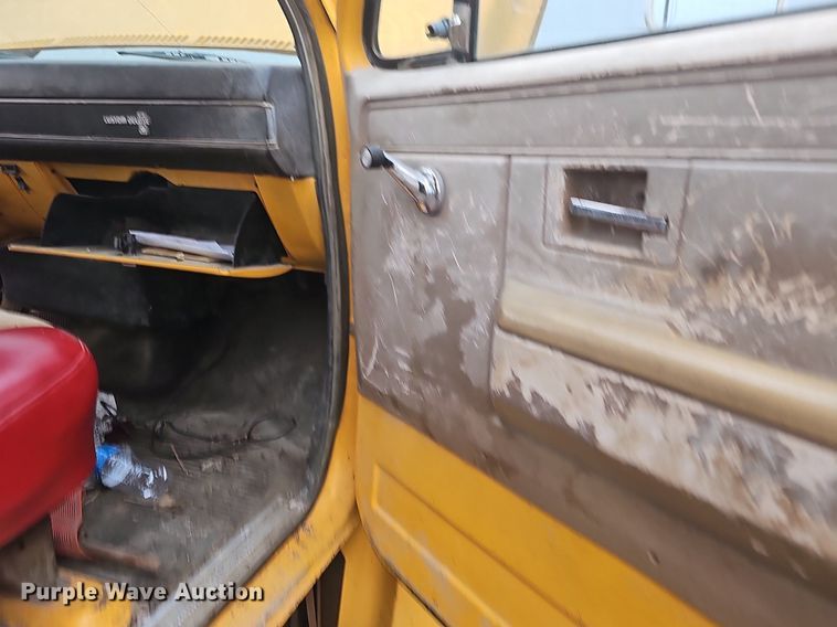 image for item OG9417 1981 Chevrolet C70  dump truck