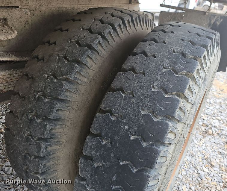 image for item OG9417 1981 Chevrolet C70  dump truck